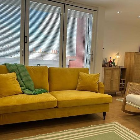 Stylish, Smart & Fun 4 Bed Home London Kültér fotó