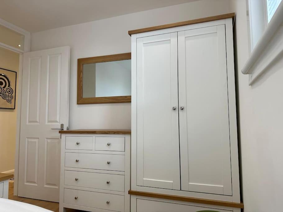Stylish, Smart & Fun 4 Bed Home London Kültér fotó