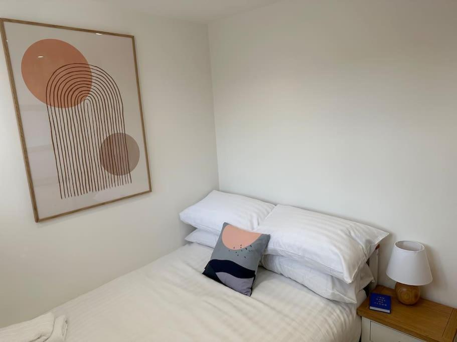 Stylish, Smart & Fun 4 Bed Home London Kültér fotó