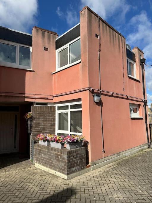 Stylish, Smart & Fun 4 Bed Home London Kültér fotó