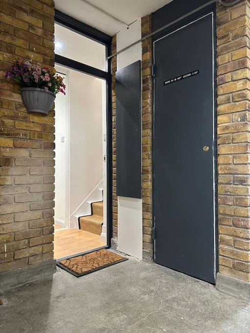 Stylish, Smart & Fun 4 Bed Home London Kültér fotó