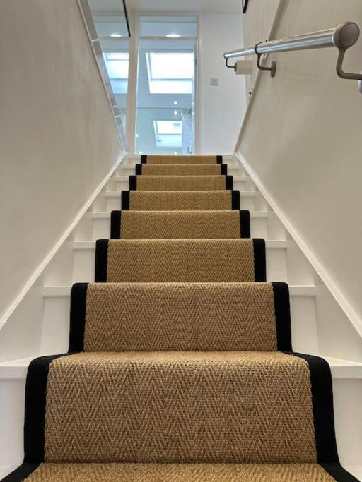Stylish, Smart & Fun 4 Bed Home London Kültér fotó