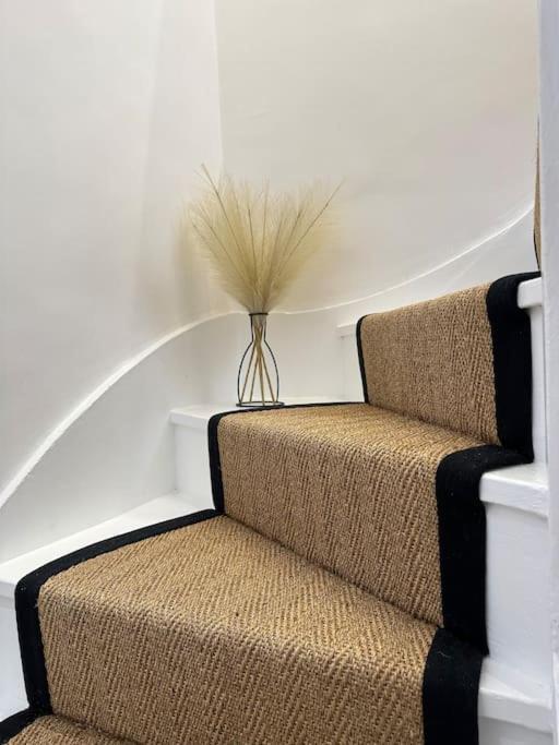 Stylish, Smart & Fun 4 Bed Home London Kültér fotó
