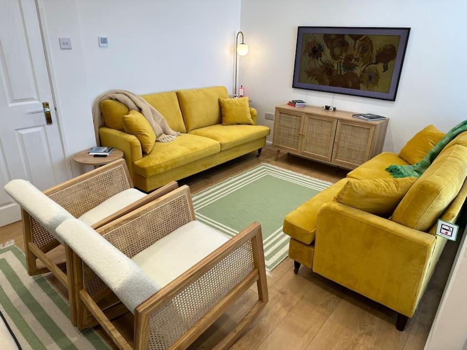 Stylish, Smart & Fun 4 Bed Home London Kültér fotó