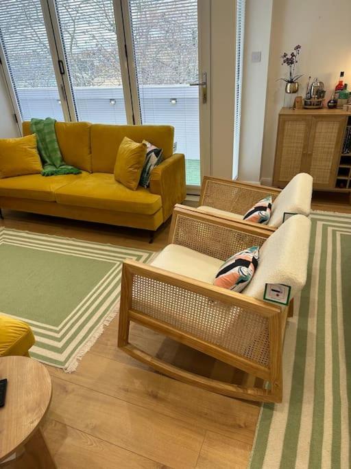 Stylish, Smart & Fun 4 Bed Home London Kültér fotó