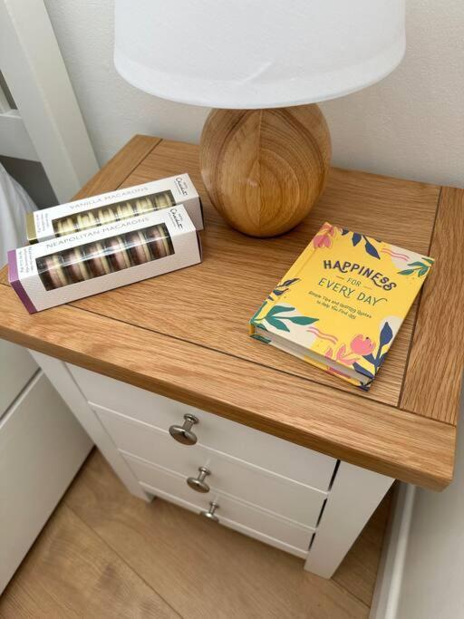 Stylish, Smart & Fun 4 Bed Home London Kültér fotó